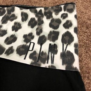 Victoria Secret Pink cropped leggings